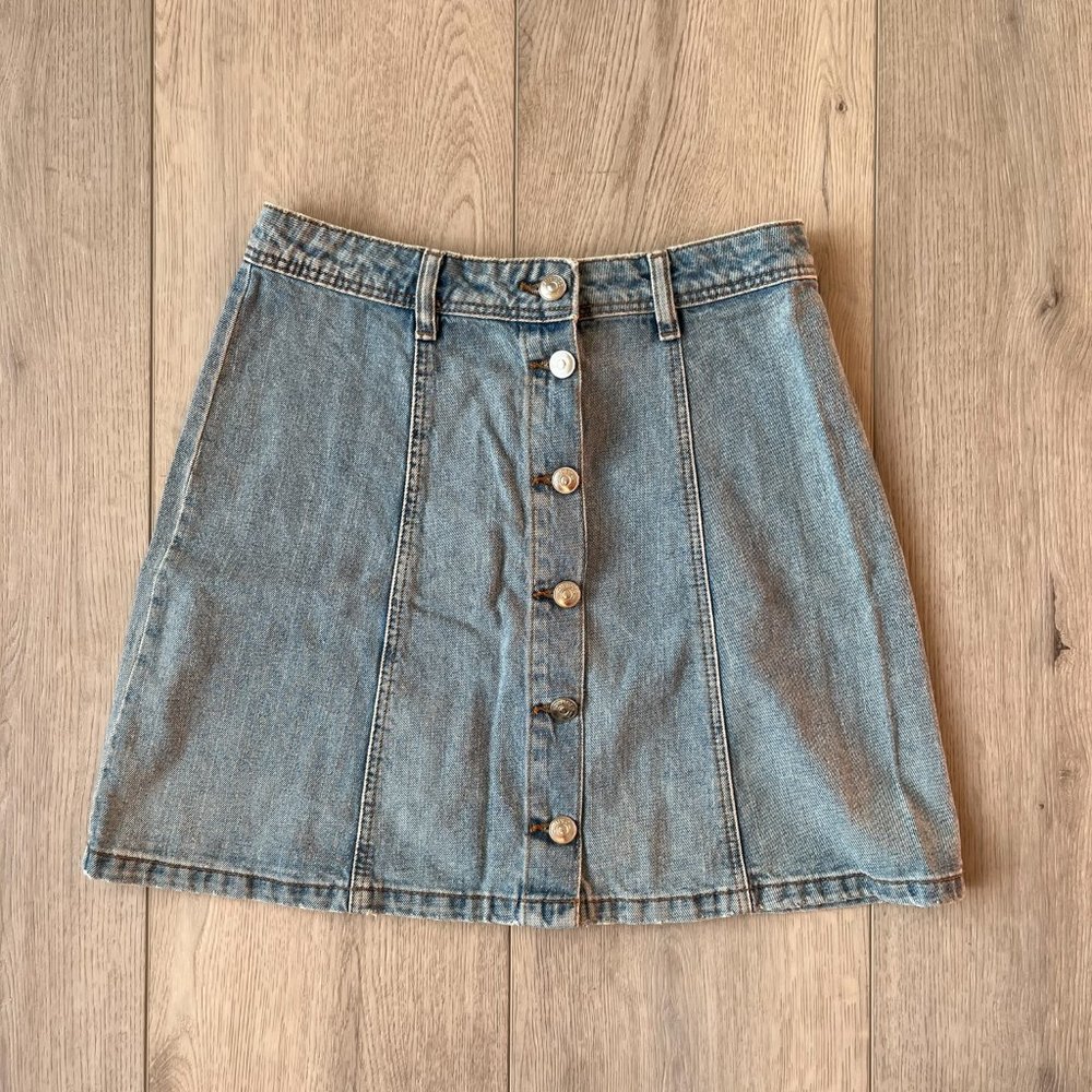 Denim button skirt SZ 4